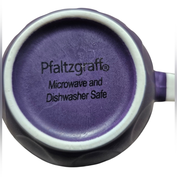 Pfaltzgraff Purple and White Large Cat Mug. "Motivated By Cats And Caffeine" New - Picture 5 of 5